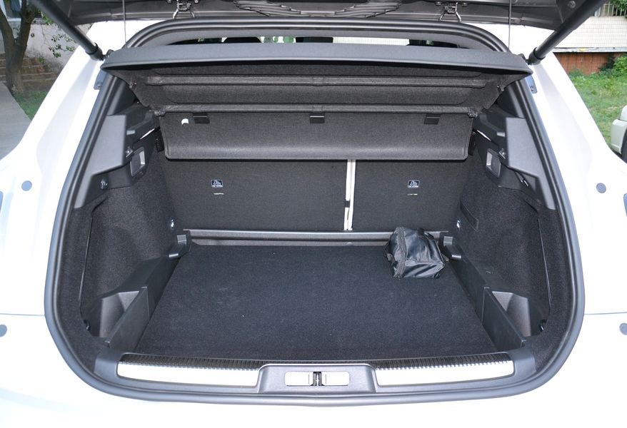 багажник DS7, новый DS7, кроссовер DS7, DS7 E-Tense, DS7 2024