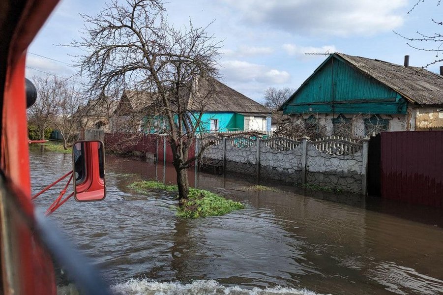 У Краматорську 4 квітня через прорив дамби вода затопила приватний сектор міста