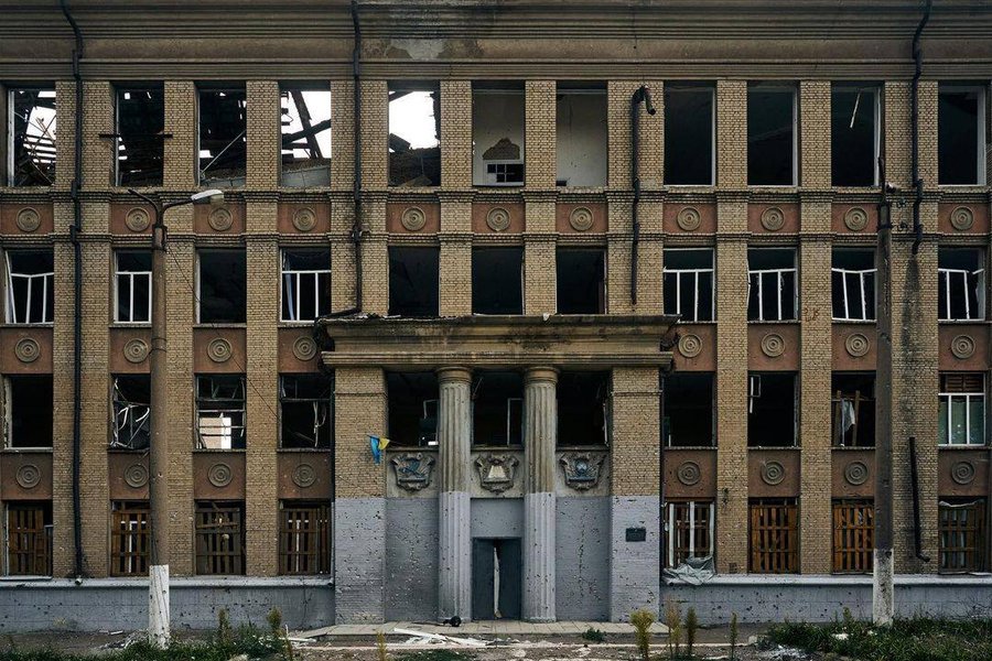 учебные заведения, обстрелы, украина, война, разрушения