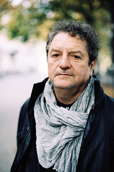 

Павел Верников: "Нынче слово "знаменитый" звучит почти как оскорбление. Допустимый минимальный эпитет — "входит в десятку лучших"
