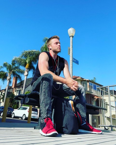 Джек Вагнер, мелроуз плейс, район мелроуз, Хизер Локлир