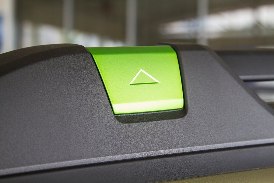 Зеленые акценты у Field есть и на кузове — например, на рейлингах. Фото: Вадим Добровольский