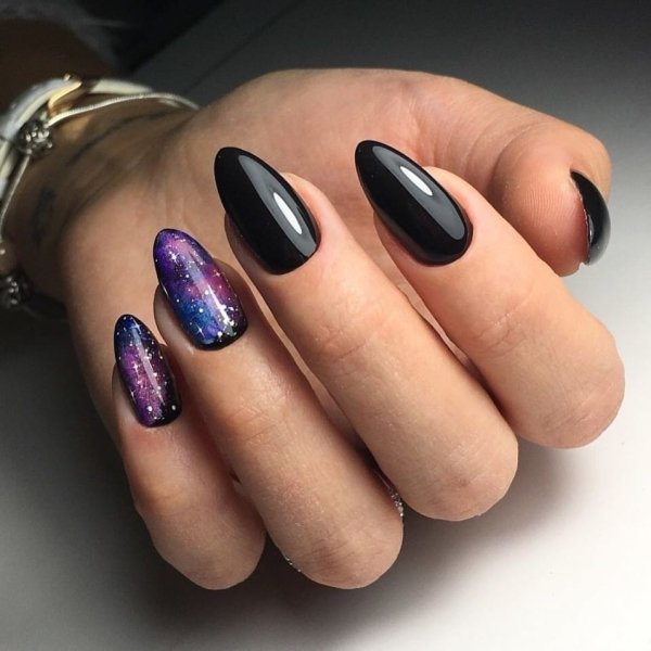 Космос на ногтях: создание дизайна ногтей «Звездное небо» (пошагово)