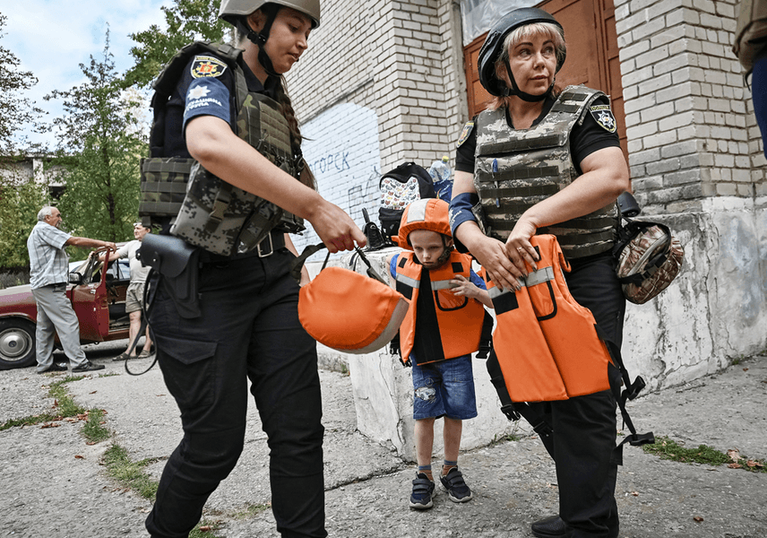 Евакуація дітей із Запорізької області
