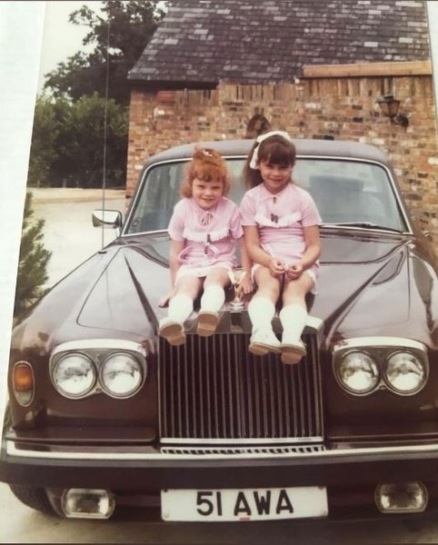 Вікторія Бекхем, сестра