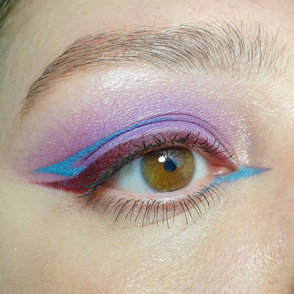 цветные стрелки, макияж, новый год макияж, новогодний макияж, лавандовый макияж