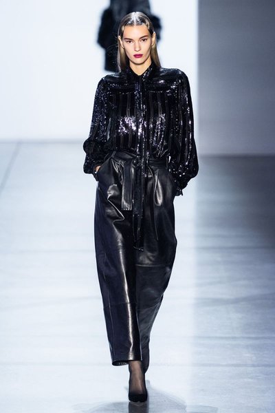 Образ к Новому году, что надеть на Новый год, черный на Новый год, рождественские луки, как носить черный, с чем носить черный