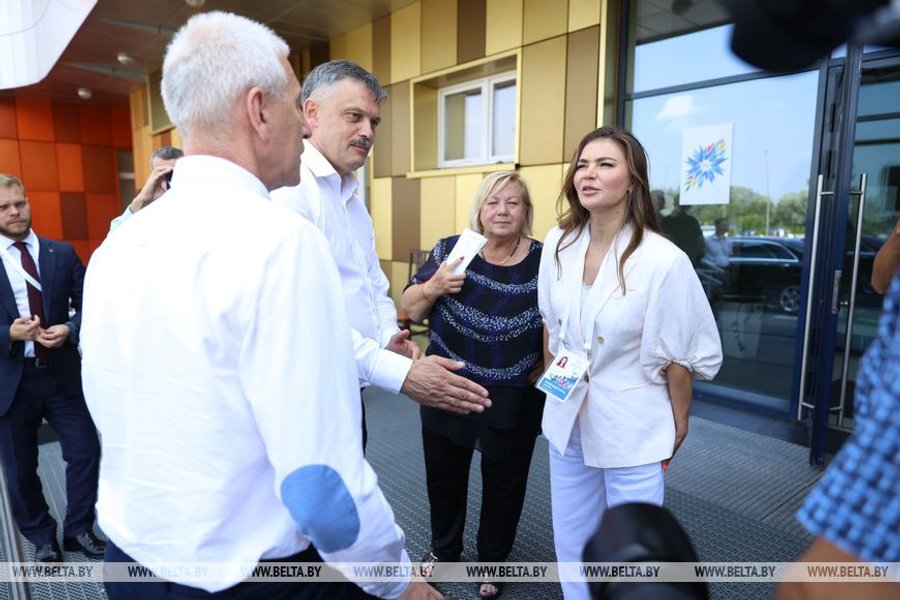 алина кабаева, минск, любовница путина, хрустальная роза