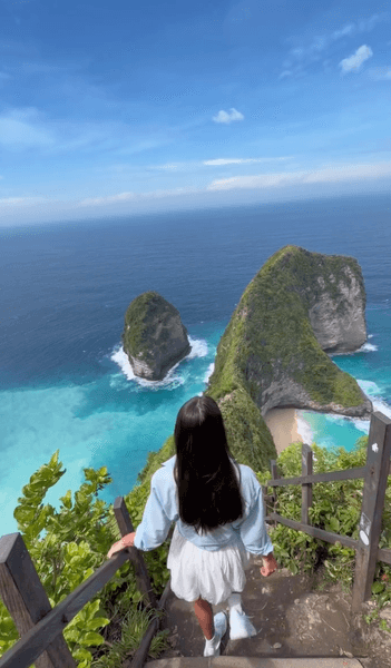 Украинка на Бали