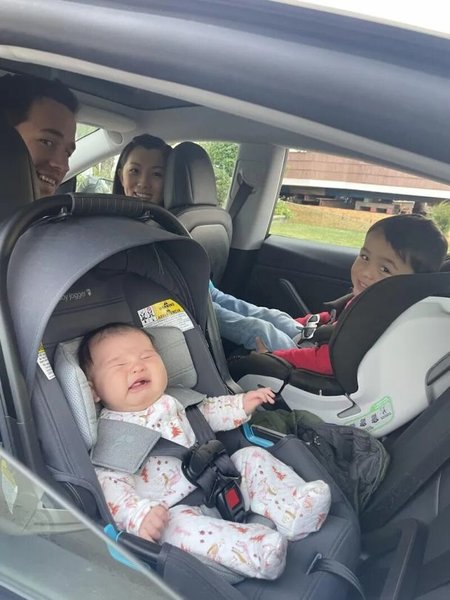 tesla, автомобиль tesla, автопилот на tesla, роды в Tesla