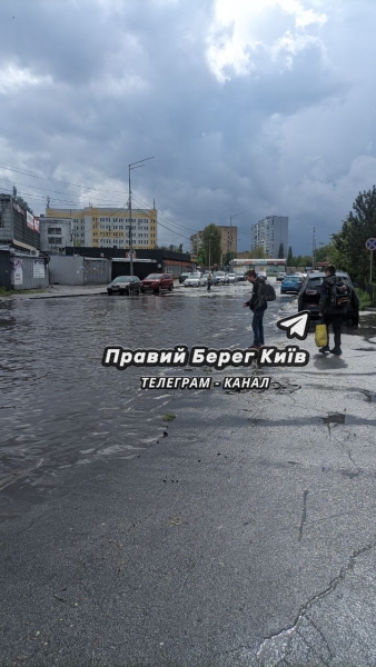 Київ затопило 25 квітня