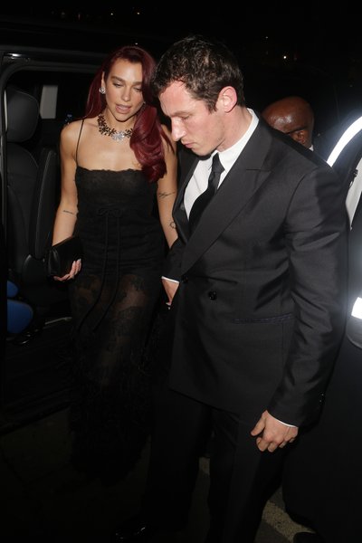 Дуа Липа и Каллум Тернер