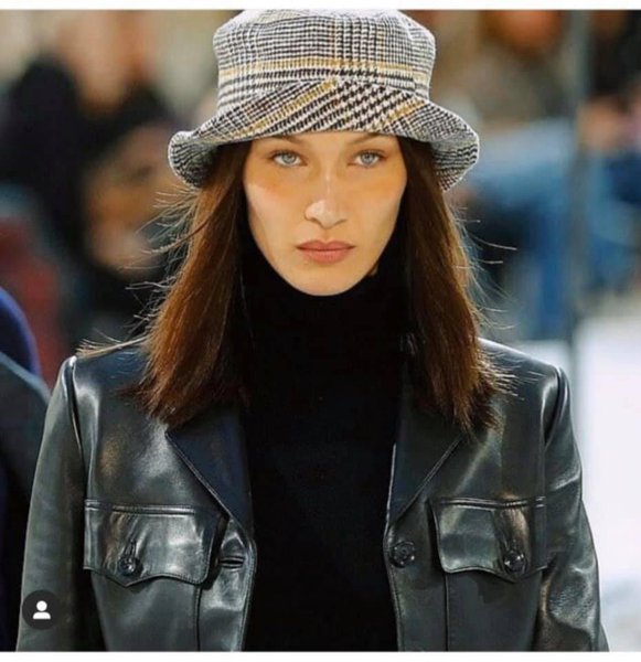 Белла Хадид, RB, Руслан Багинский, шляпа