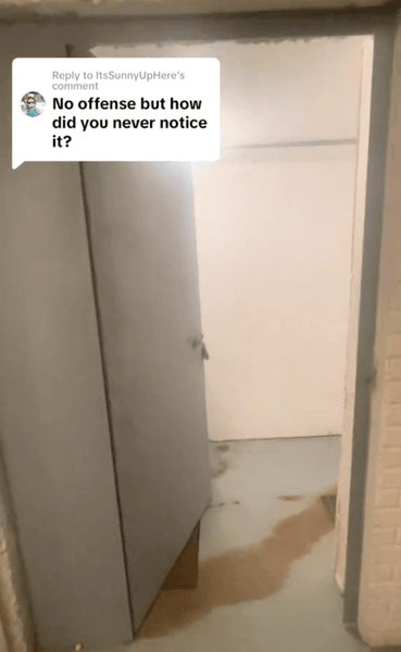 Подружжя знайшло потаємну кімнату, таємна кімната, кімната вбивці, подружжя, сім'я, робили ремонт, прихований простір, кімната за стіною