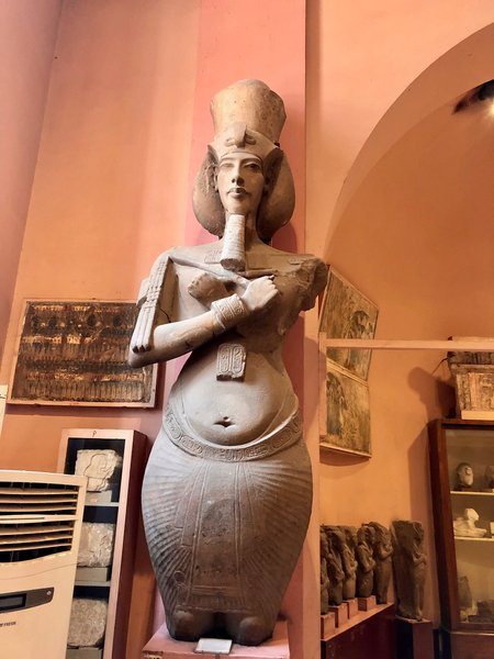 Эхнатон, статуя, фото