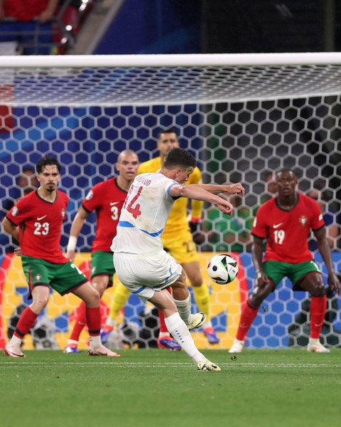 Гол Лукаша Провода