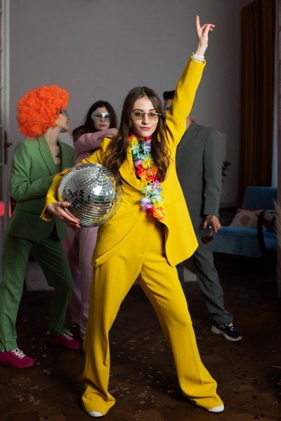 вечірка стиль 1980і