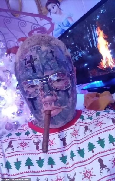 Меліса Слоан тату Меліса Слоан