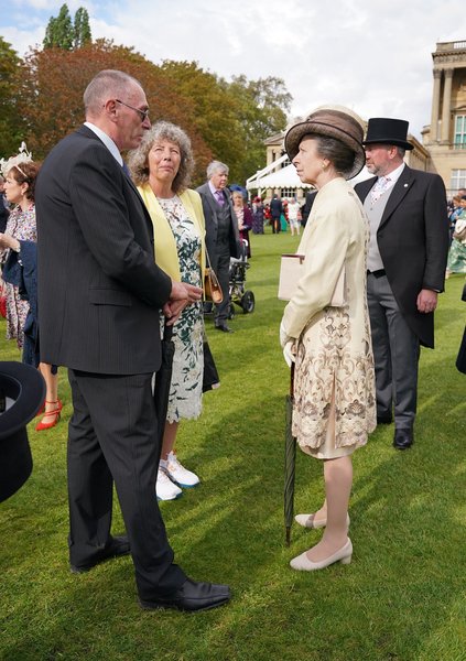 Принцеса Анна, сестра короля, сестра короля чарльза