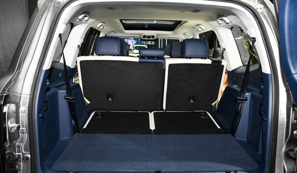 электропривод сидений третьего ряда, отделка багажника, багажник Great Wall Tank 500