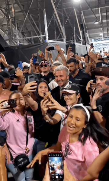 девід бекхем Девід Бекхем став блондином