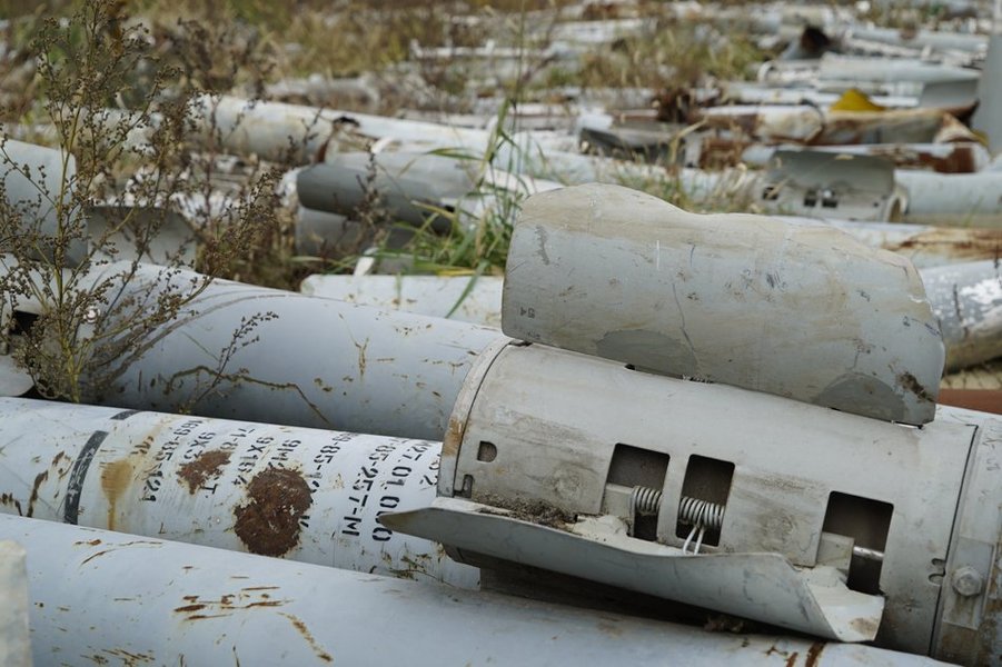 Осколки, склад, армия РФ, Харьков, фото