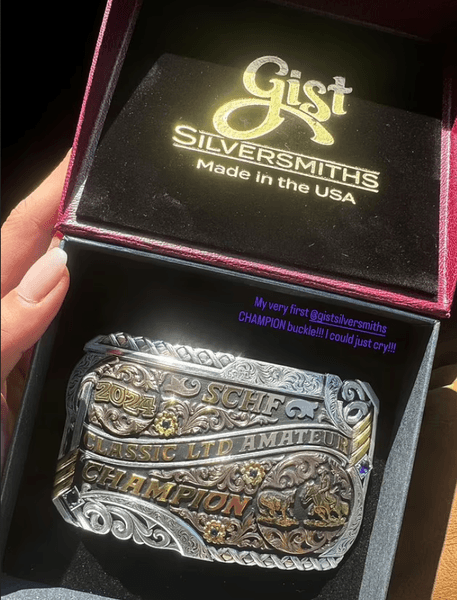 награда, пряжка