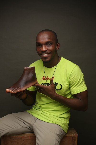 Джон Аманам Сандей Джон Аманам Сандей