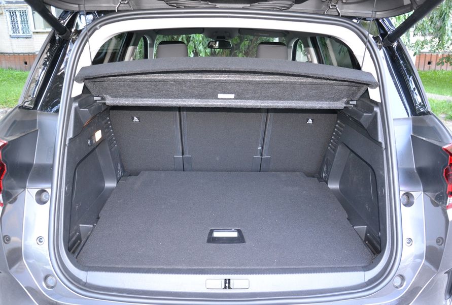 Багажник Citroen C5 Aircross, Citroen C5 Aircross 2023, Citroen C5 Aircross, новый Citroen C5 Aircross, кроссовер Citroen