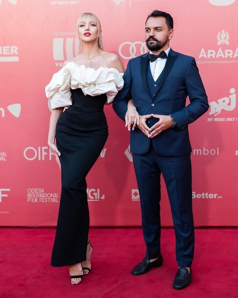 Ольга Полякова, Михайло Ясинський