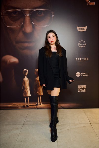 Пани-киномане Снежана Премьера фильма "Еретик", фото с премьеры фильма, звездные гости на премьере фильма "Еретик"