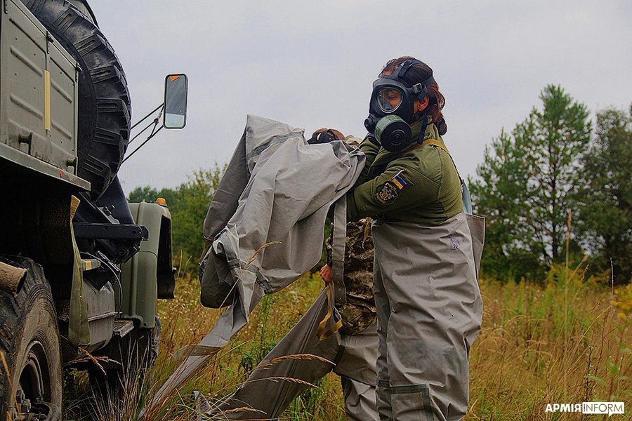 НАТО, проверка, женщины