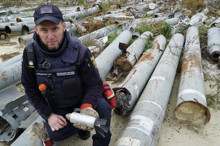 Осколки, склад, армия РФ, Харьков, фото