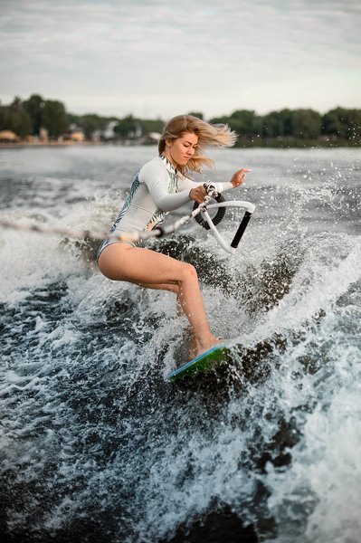 вейксерфинг — разновидность катания на доске