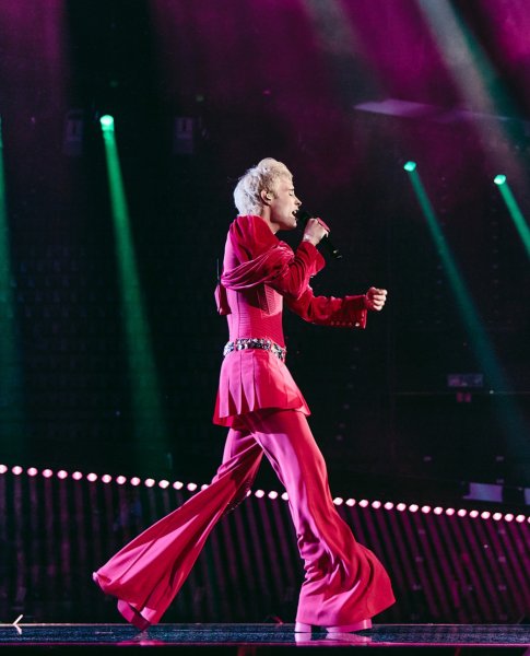 Костюм солиста Ziferblat Евровидение-2025, Евровидение, Евровидение 2025, Ziferblat, группа Ziferblat, Ziferblat Евровидение