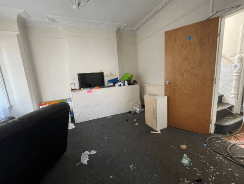 У Великій Британії продають великий будинок зі значним нюансом