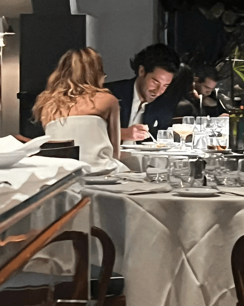 емма вотсон з чоловіком