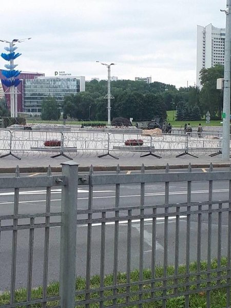 колючая проволока, Минск, протесты