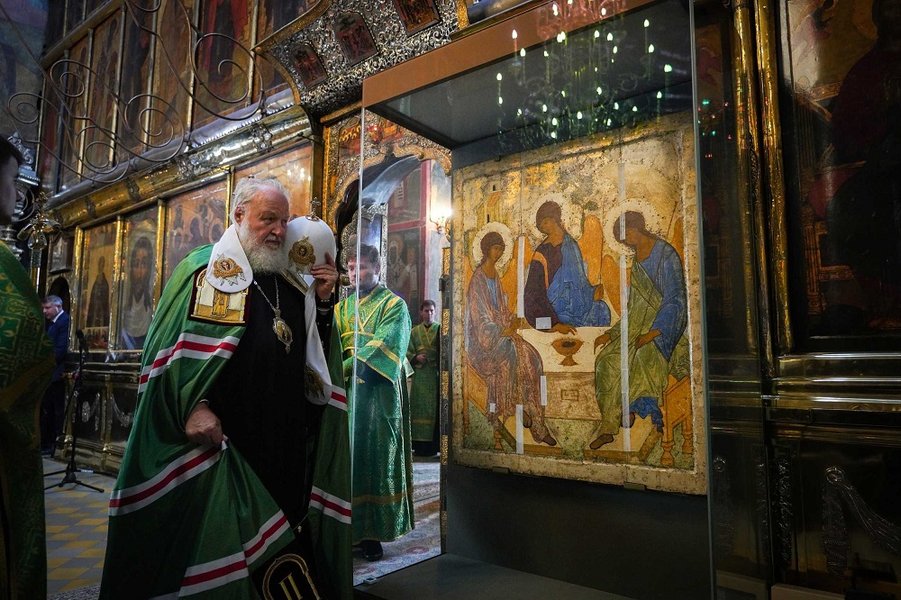 патриарх кирилл, троица, икона троица, скандал, третяковская галерея, андрей рублев