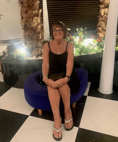 Пенсіонерка, жертва шахраїв, виманили гроші, літня жінка, віддала гроші незнайомцю, спілкувалися в мережі, листується з рок-зіркою