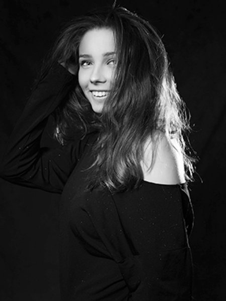 

Марьяна Люханова: "Музыка — мое все. Я могу не разобрать слова песни, но слышу, как звучит фортепиано, гитара, барабаны, ударные"
