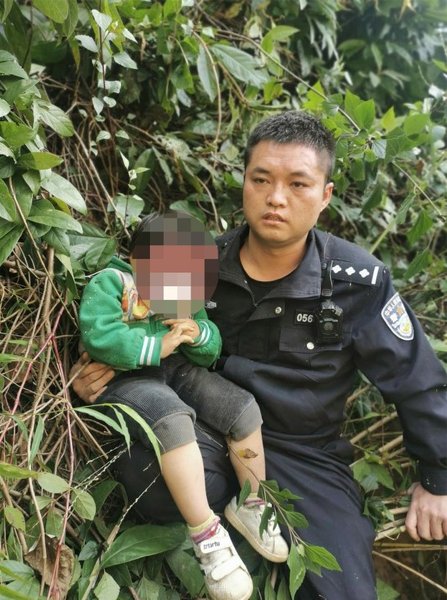 Спасенная девочка