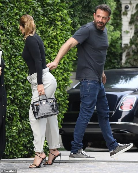 дженнифер лопес, бен аффлек, поцелуй