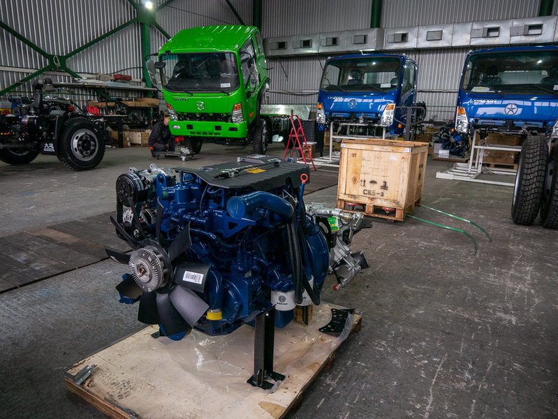 Вантажівки оснащуються дизелями потужністю 144-184 к. с.