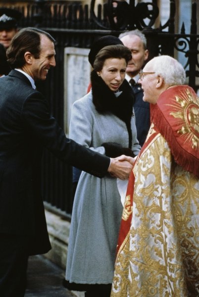 принцеса анна 1983 г принцеса Анна, тоалети на принцеса Анна, модни изображения на принцеса Анна