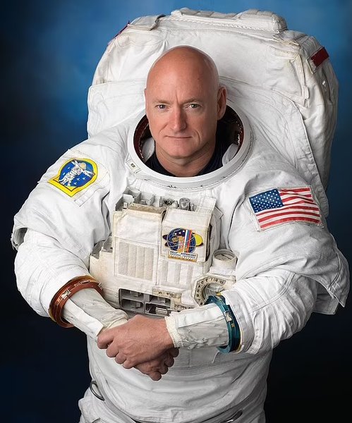 Скотт Келлі