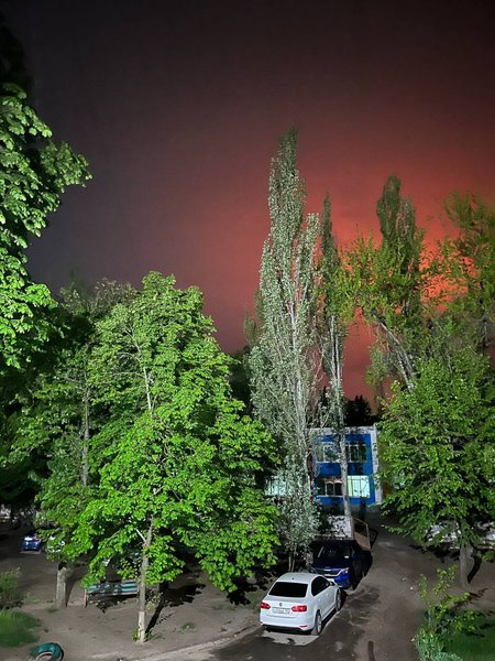 прилет Мариуполь, взрыв Мариуполь, пожар Мариуполь, Мариуполь, Мариуполь