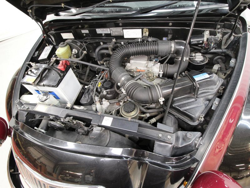 Авто оснащене 2,0-літровим бензиновим двигуном на 96 к. с.