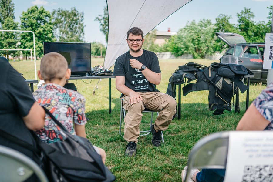 Соломенские котики, тренинг по минной безопасности, разминирование, гуманитарное разминирование
