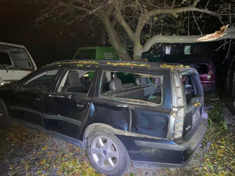 запорожье обстрел, пожар, пострадавшие, автомобиль